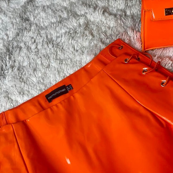 Pretty Little Thing Neon Orange Vinyl Skirt: 10 - Picture 3 of 3